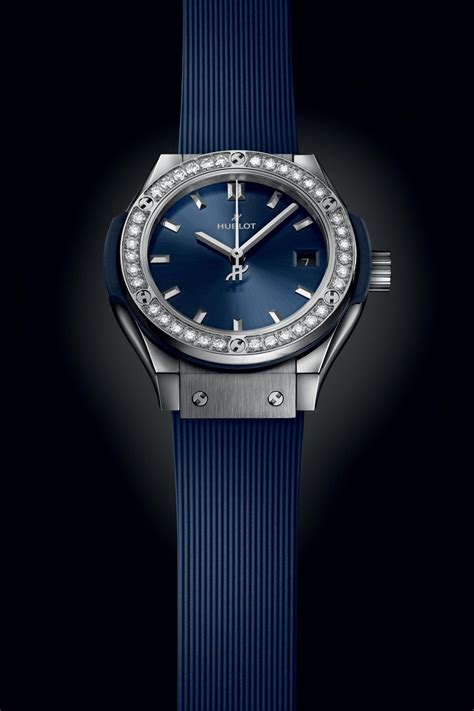 Classic Fusion Titanium Blue Diamonds 29 mm 